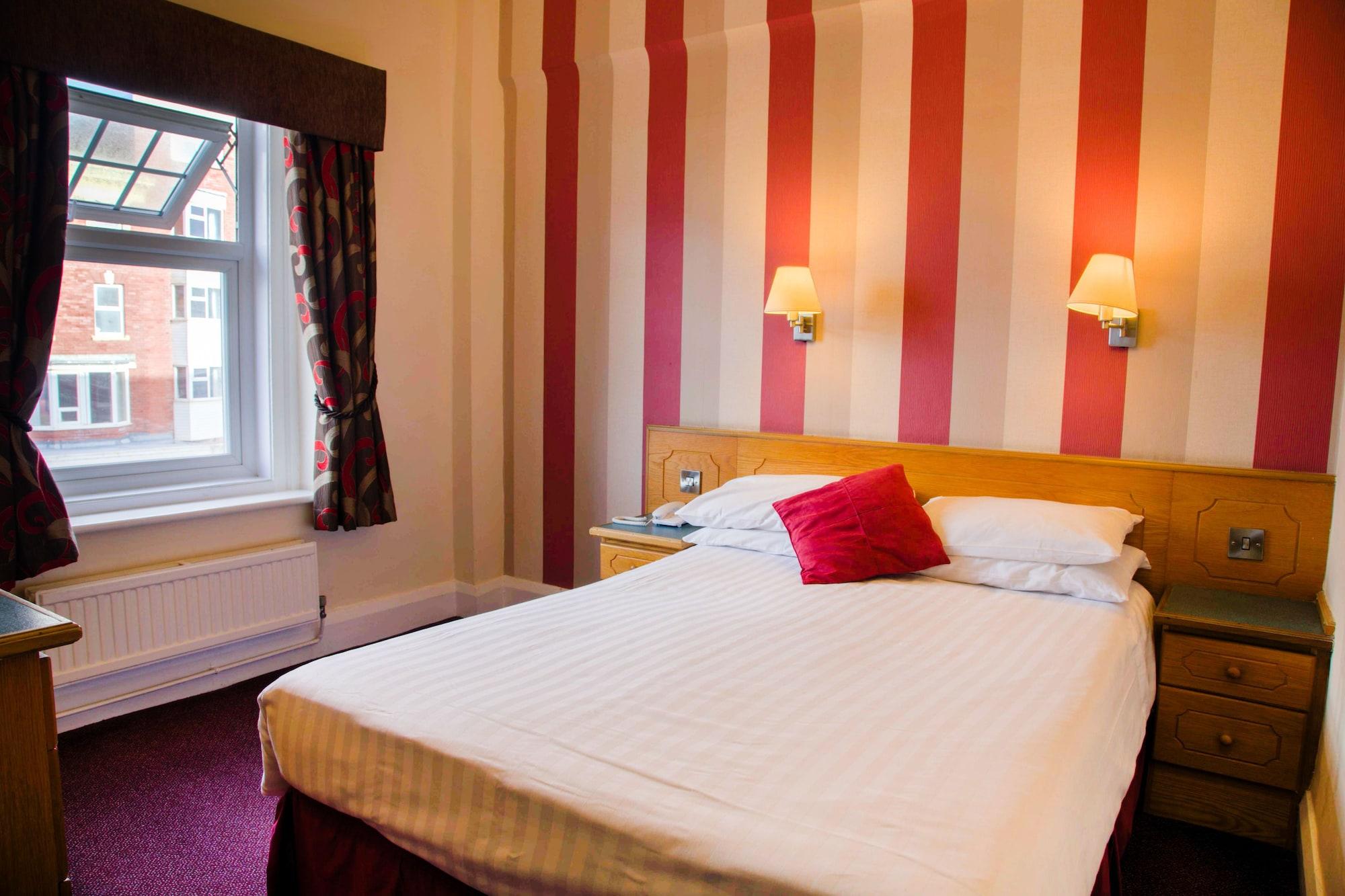 Hotel Cliffs Blackpool